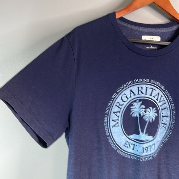 MARGARITAVILLE Ombre Graphic Crewneck T-shirt 2 Tone Navy Short Sleeve Large - Picture 5 of 12